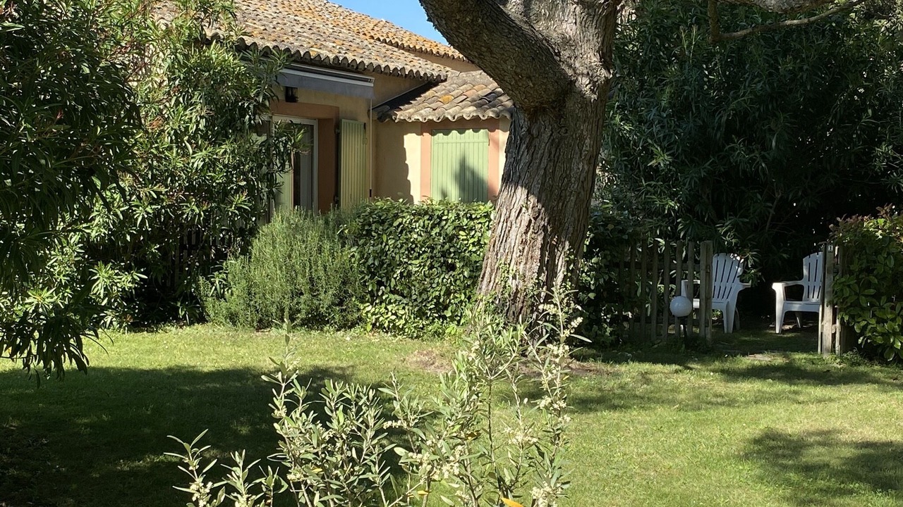 Photo of Outdoor in Saint-Saturnin-les-Avignon