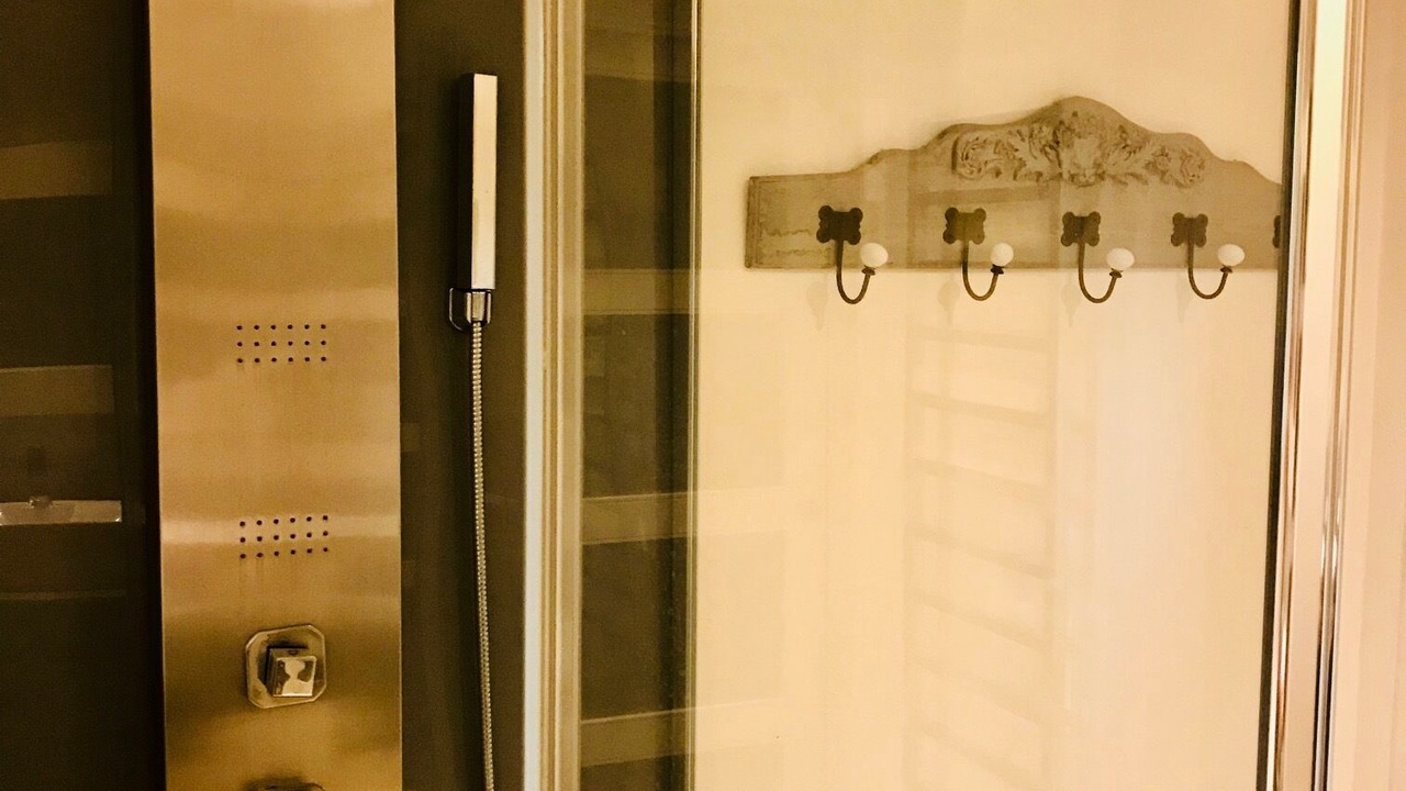 Photo of Bathroom in Menerbes