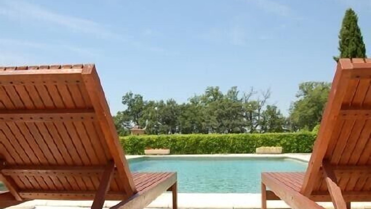 Photo of Outdoor in Caromb