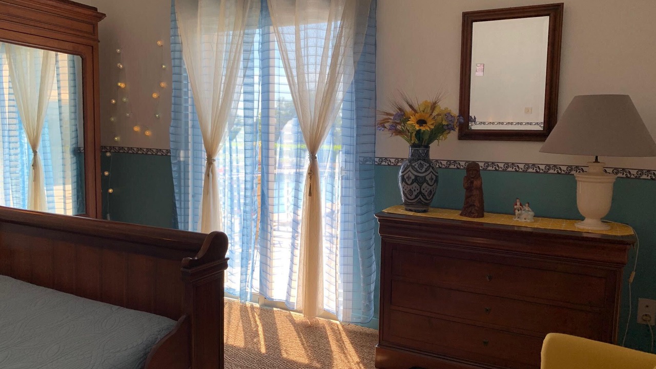 Photo of Bedroom in Caromb