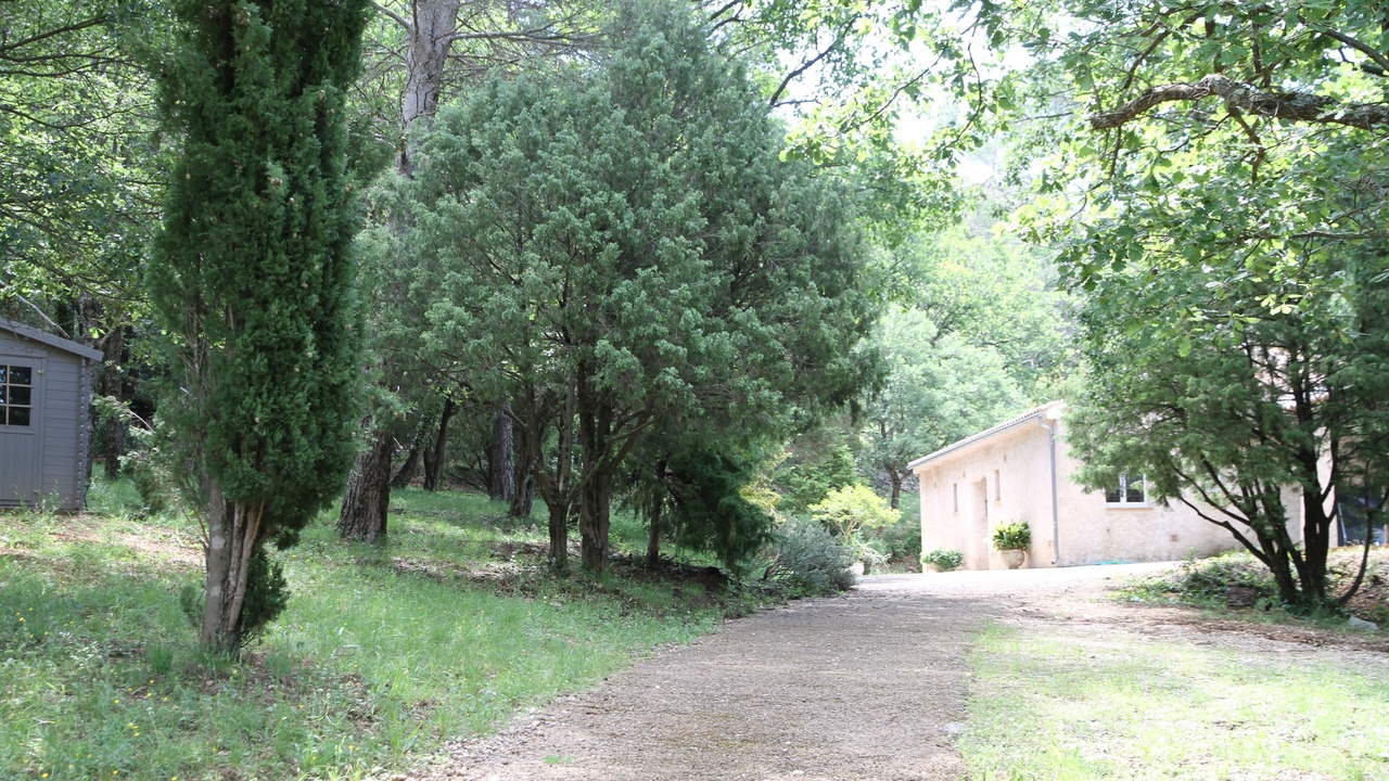 Photo of Outdoor in Ampus