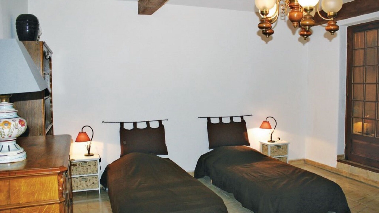 Photo of Bedroom in Mormoiron