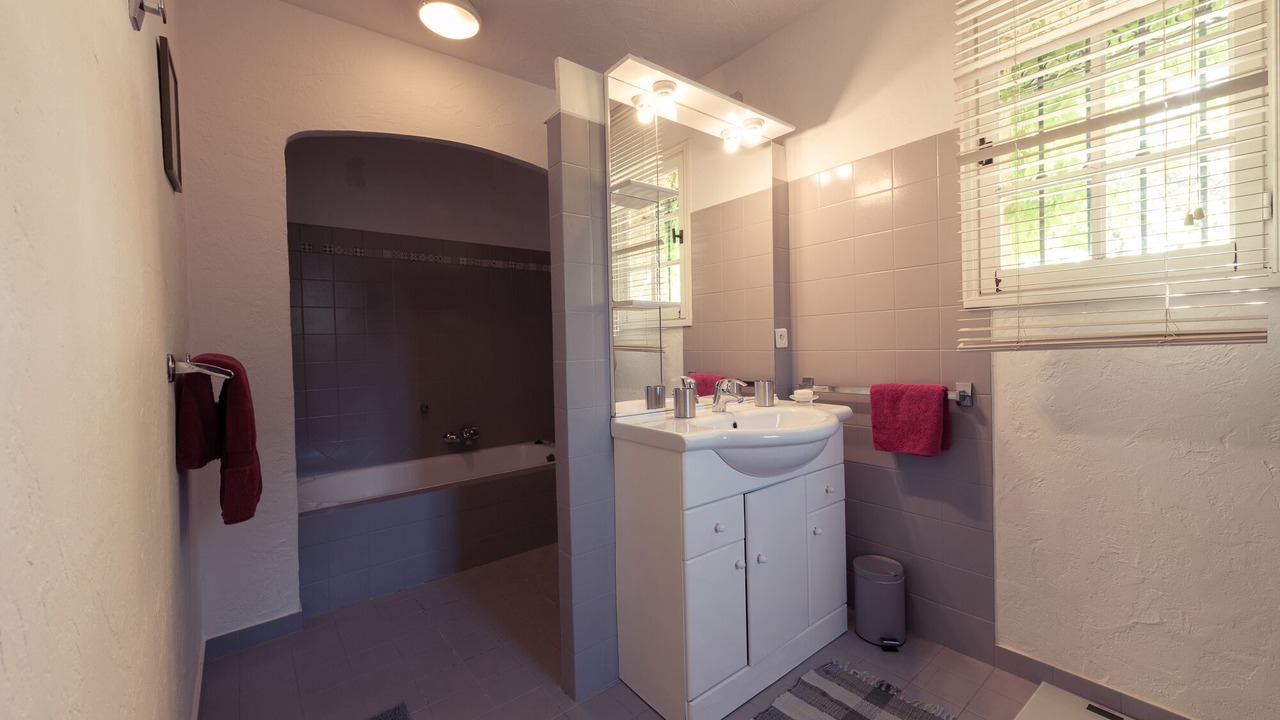 Photo of Bathroom in La Garde-Freinet