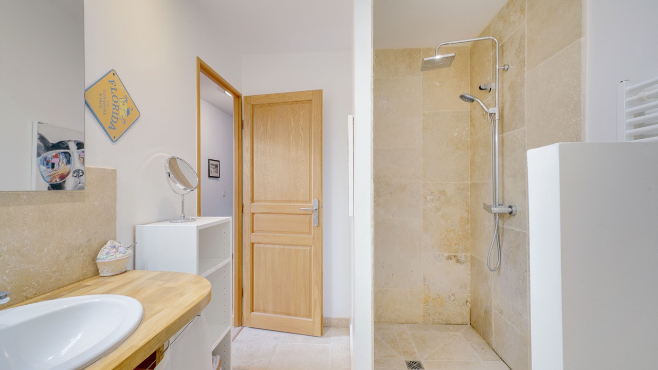 Photo of Bathroom in Jonquerettes