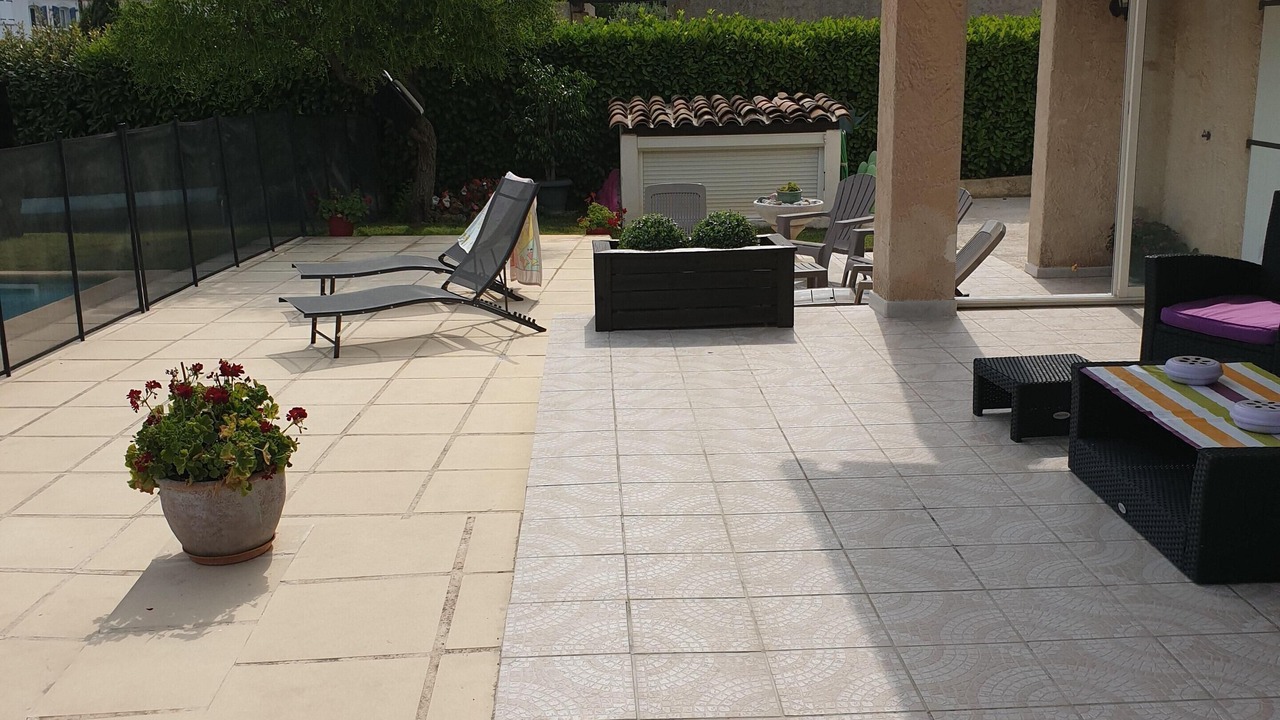 Photo of Patio Balcony in Cabasse