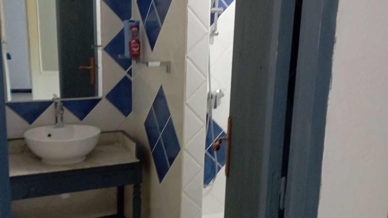 Photo of Bathroom in L'Isle-sur-la-Sorgue