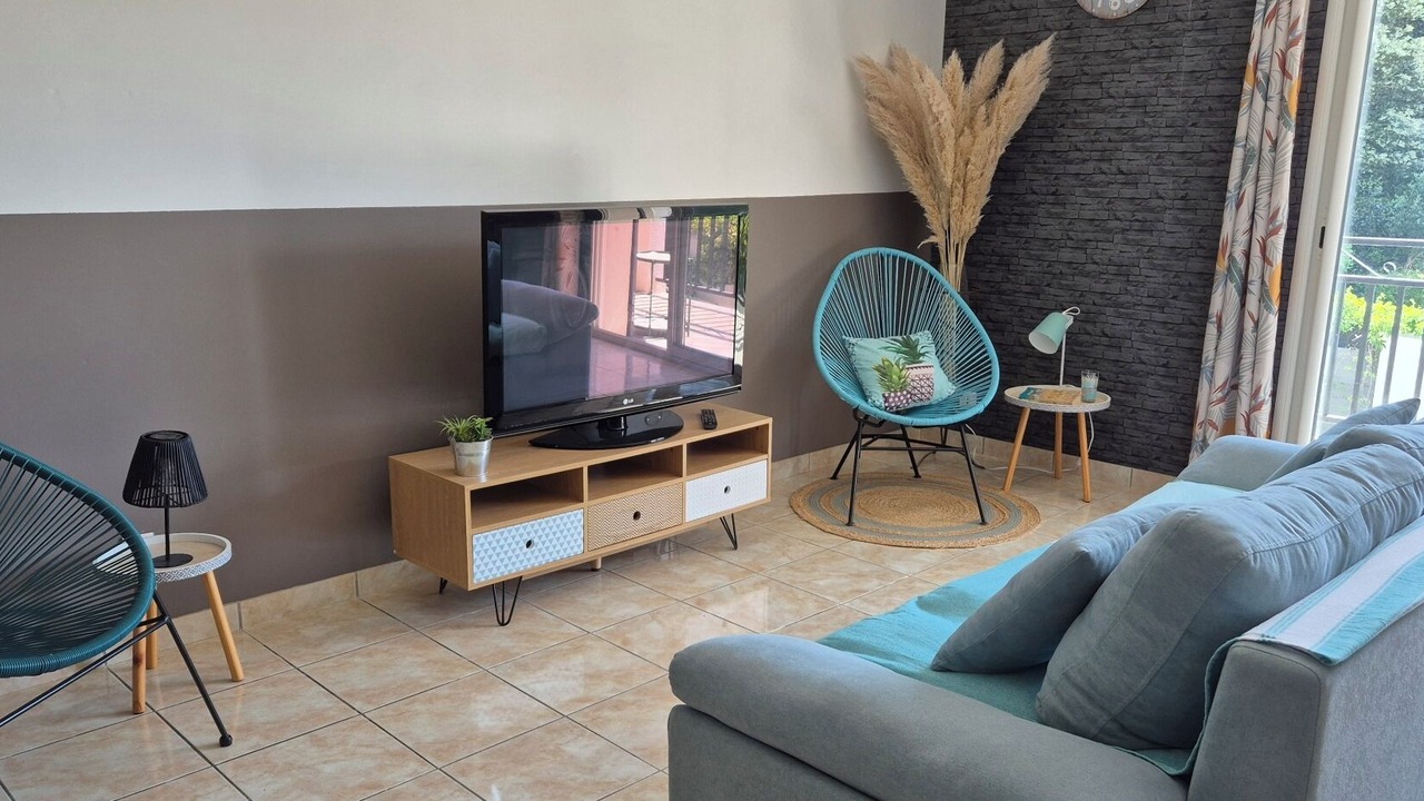 Photo of Livingroom in Comps