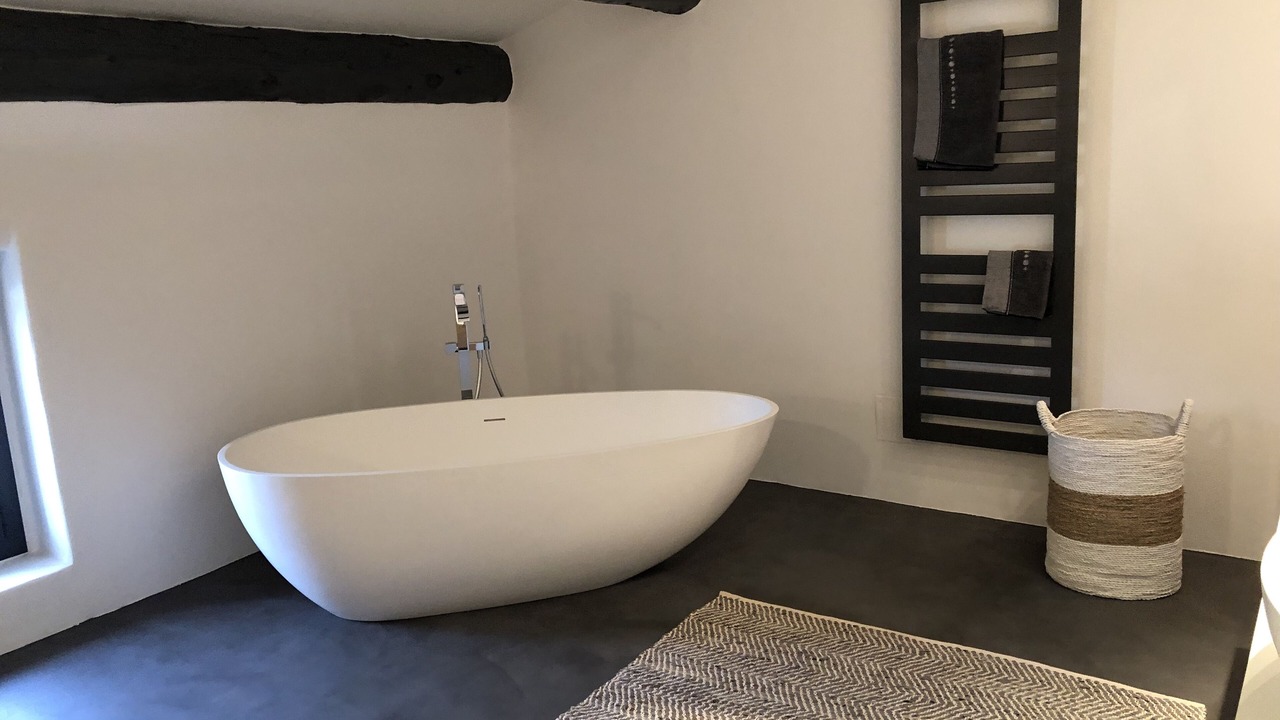 Photo of Bathroom in Chateaurenard