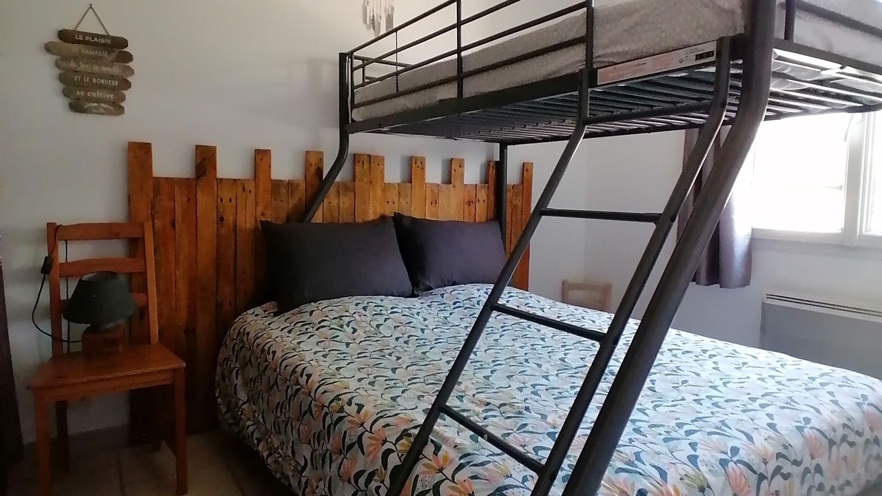 Photo of Bedroom in Morieres-les-Avignon