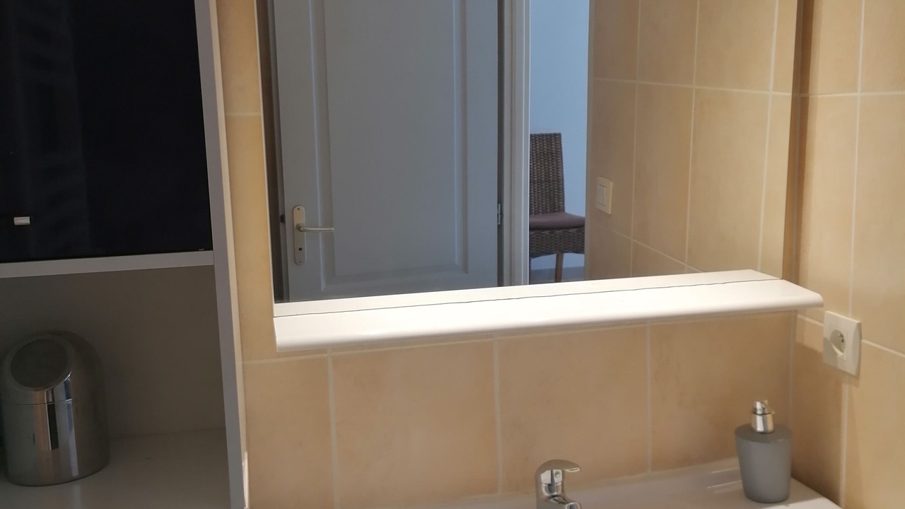 Photo of Bathroom in Morieres-les-Avignon