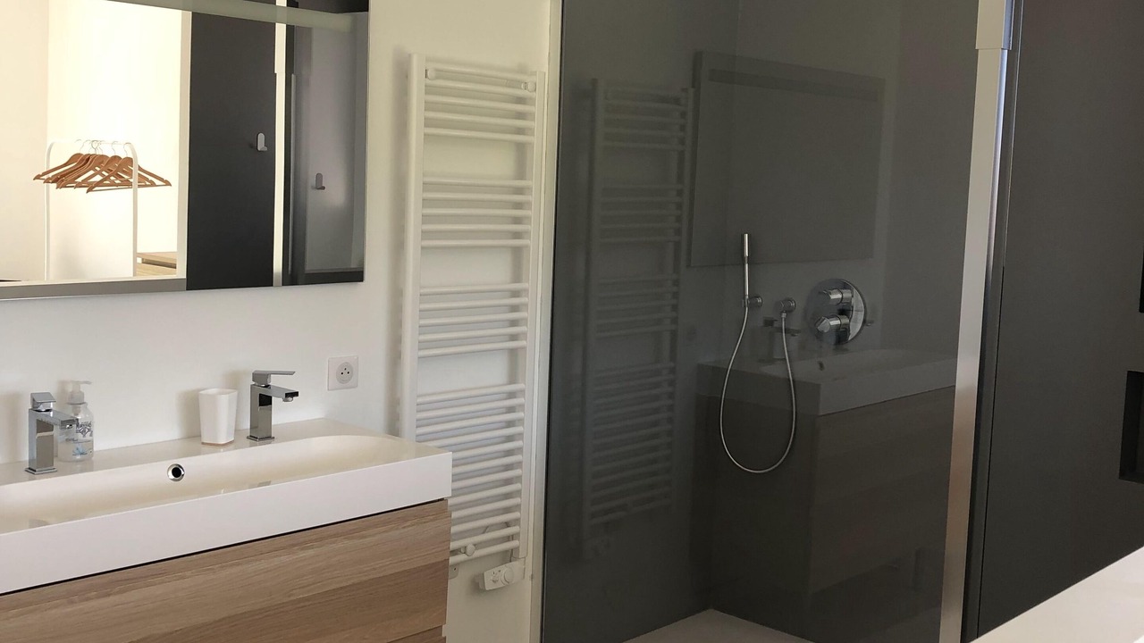 Photo of Bathroom in Vinsobres
