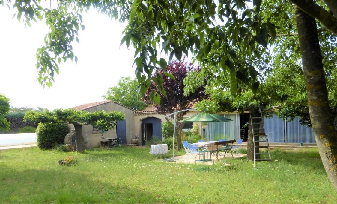Photo of Outdoor in Maubec