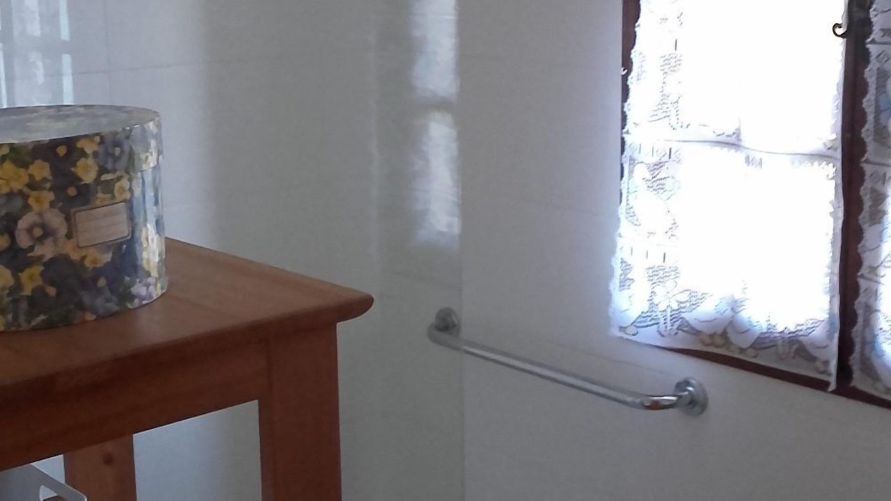 Photo of Bathroom in Saint-Martin-de-Castillon