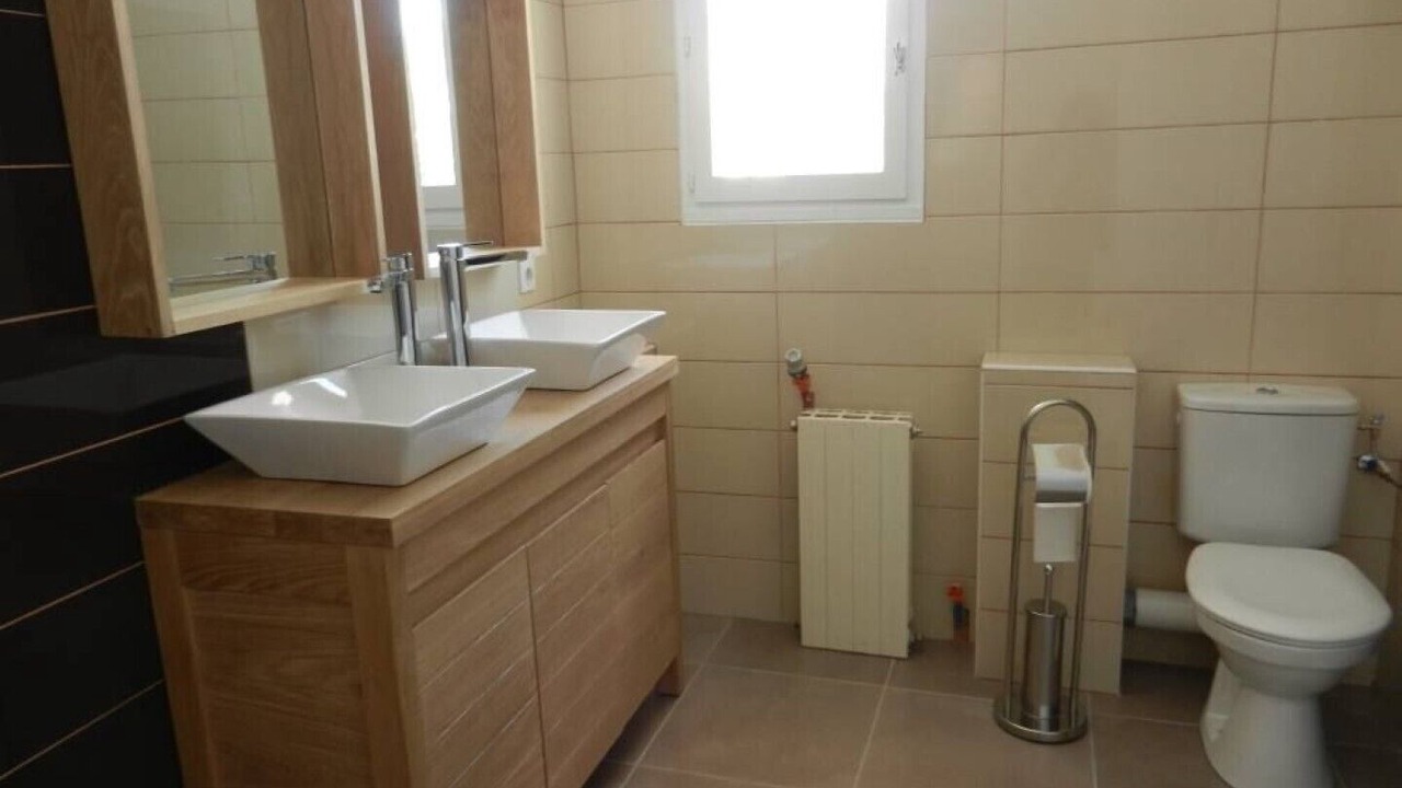 Photo of Bathroom in Saint-Saturnin-les-Avignon