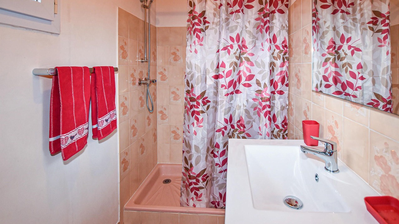 Photo of Bathroom in Cairanne
