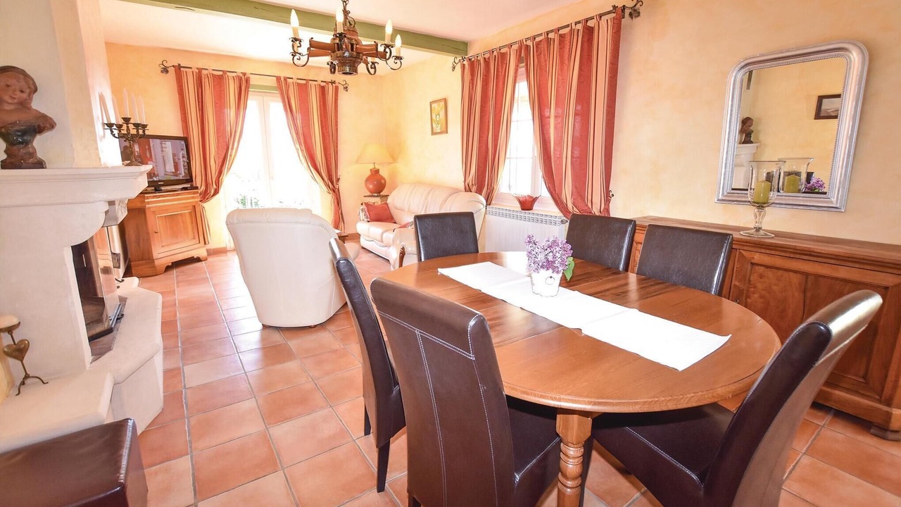 Photo of Bedroom in Cairanne