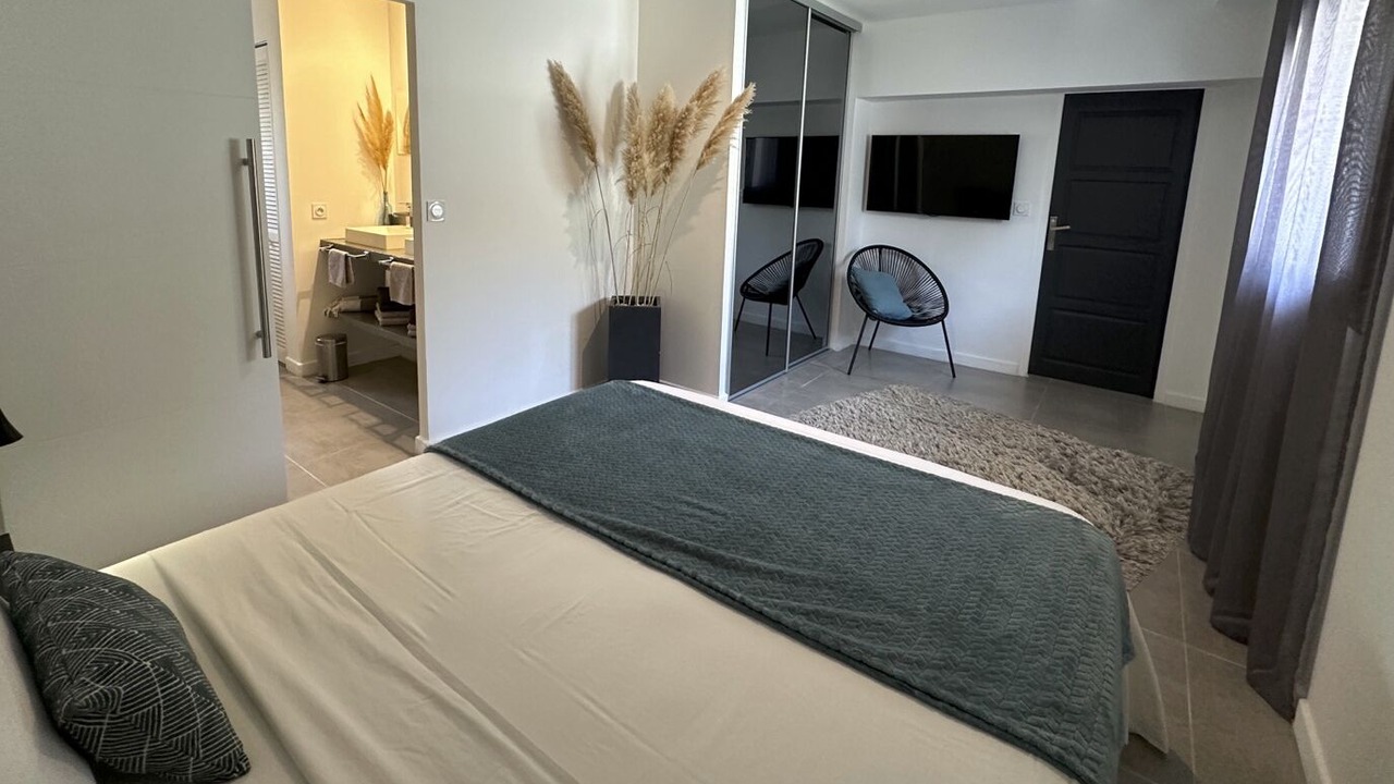 Photo of Bedroom in Istres
