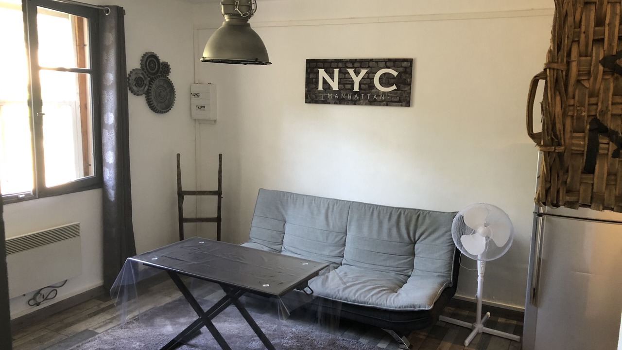 Photo of Livingroom in Aups