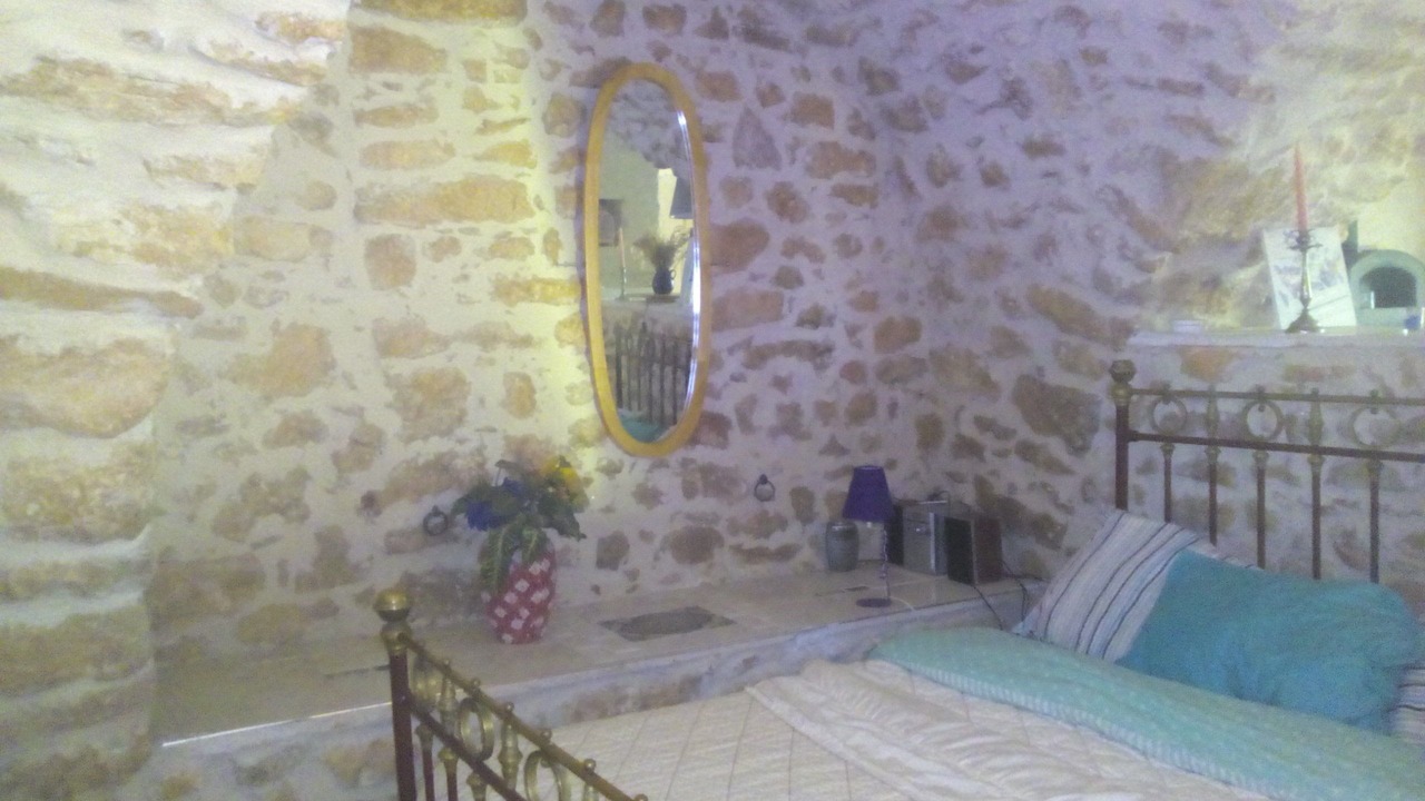 Photo of Bedroom in Jouques