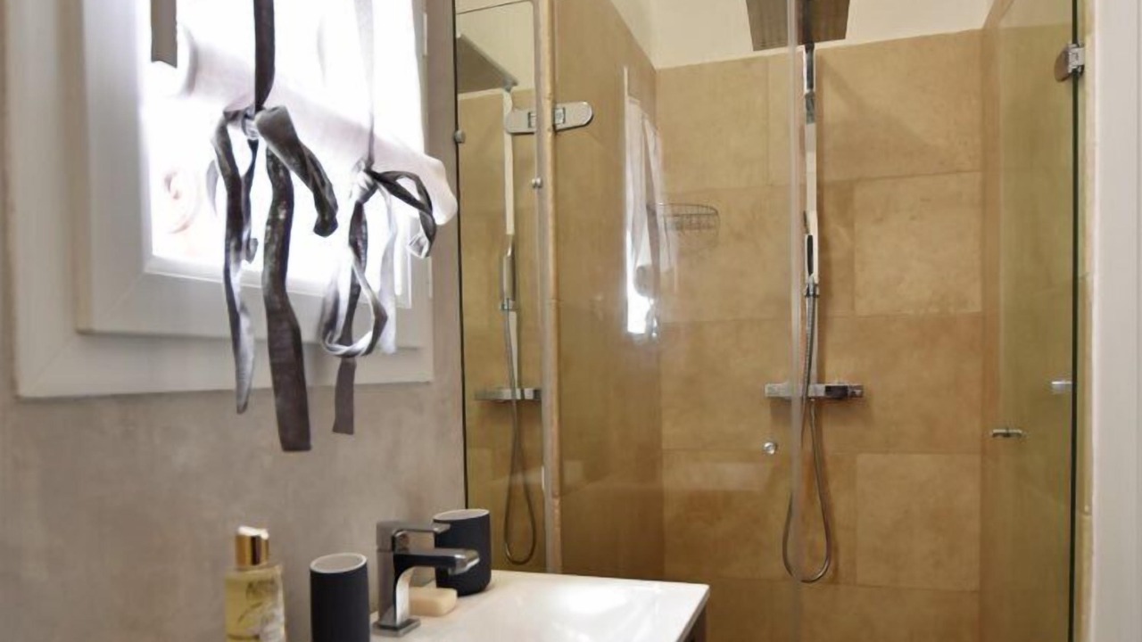 Photo of Bathroom in Roussillon