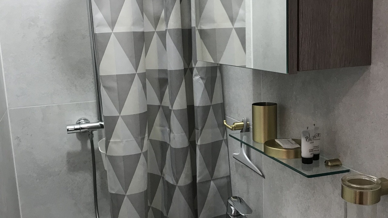 Photo of Bathroom in 1st Arrondissement