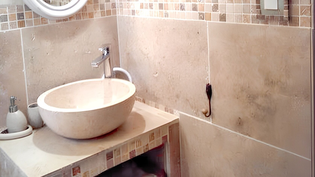 Photo of Bathroom in Lioux