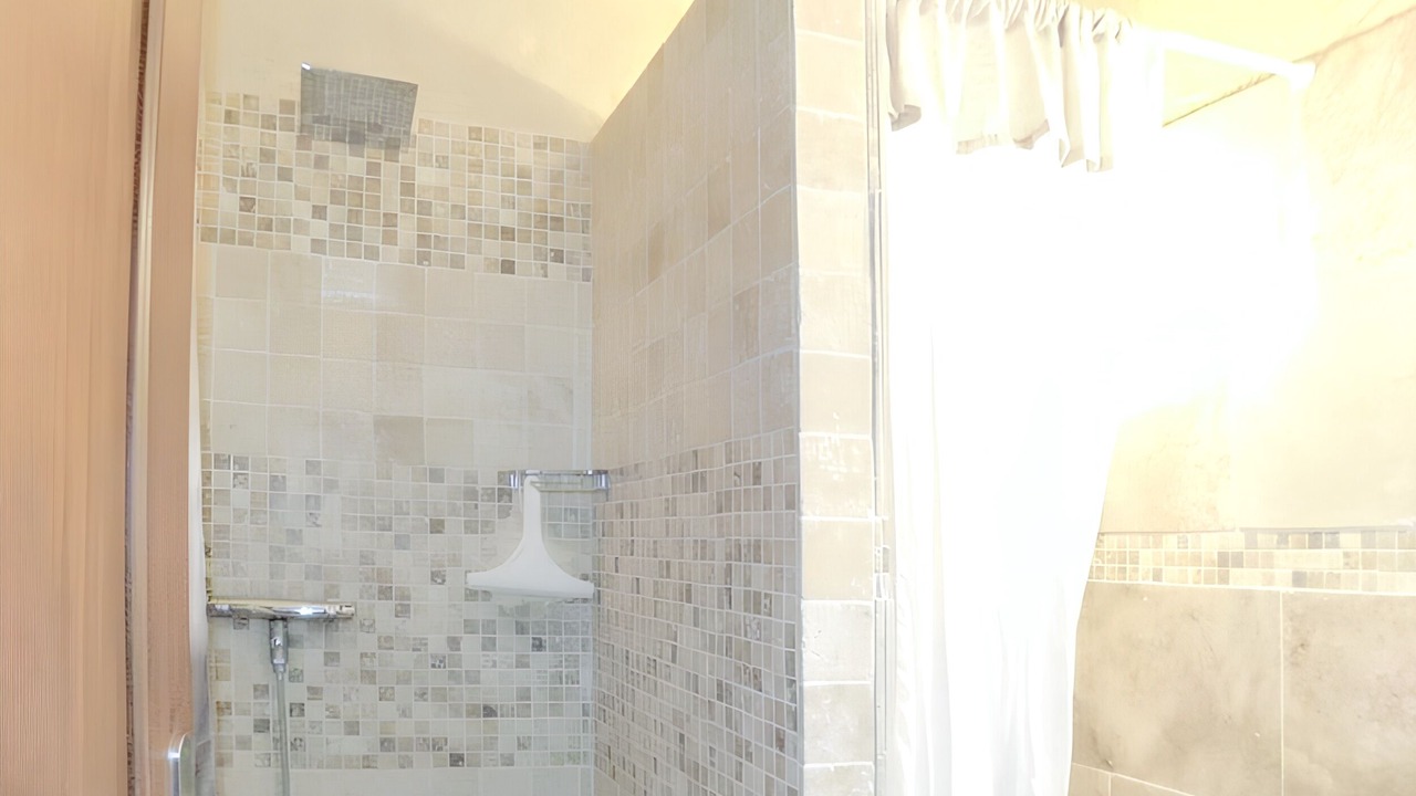 Photo of Bathroom in Lioux