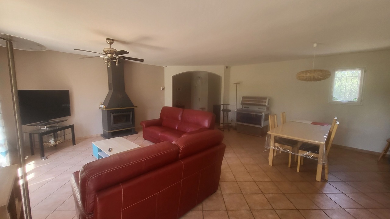 Photo of Livingroom in Saze