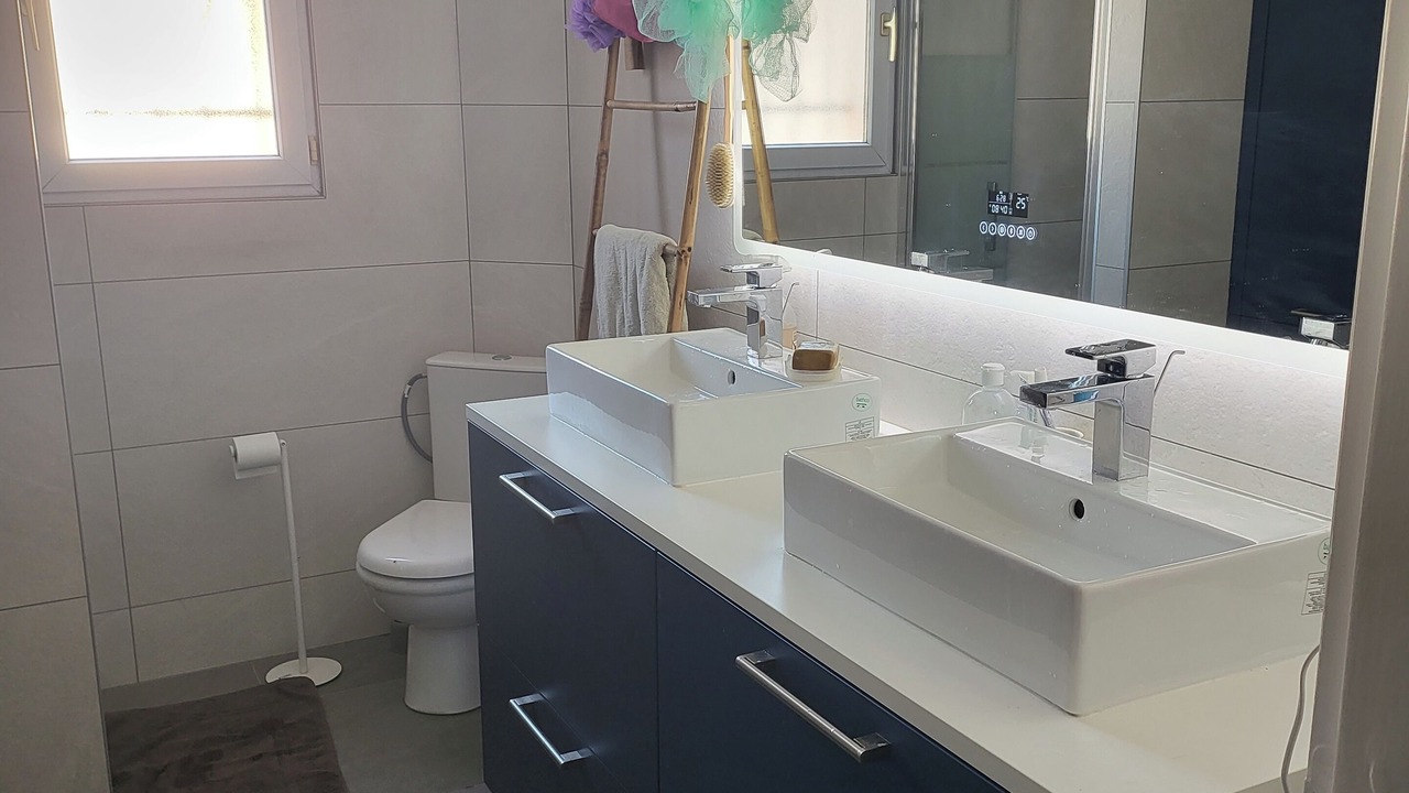 Photo of Bathroom in Saze