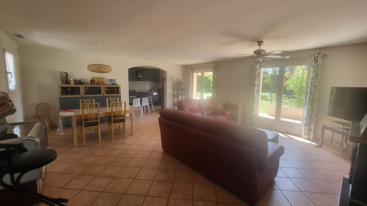 Photo of Livingroom in Saze