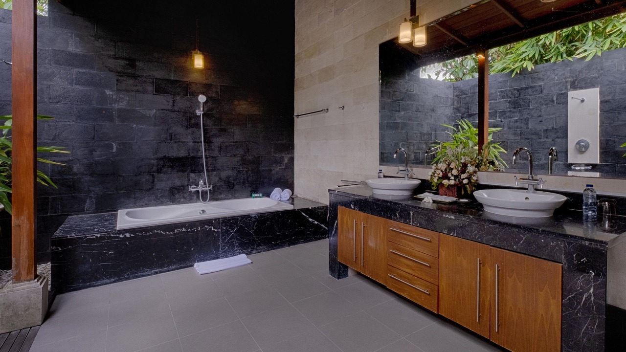 Photo of Bathroom in Ketewel