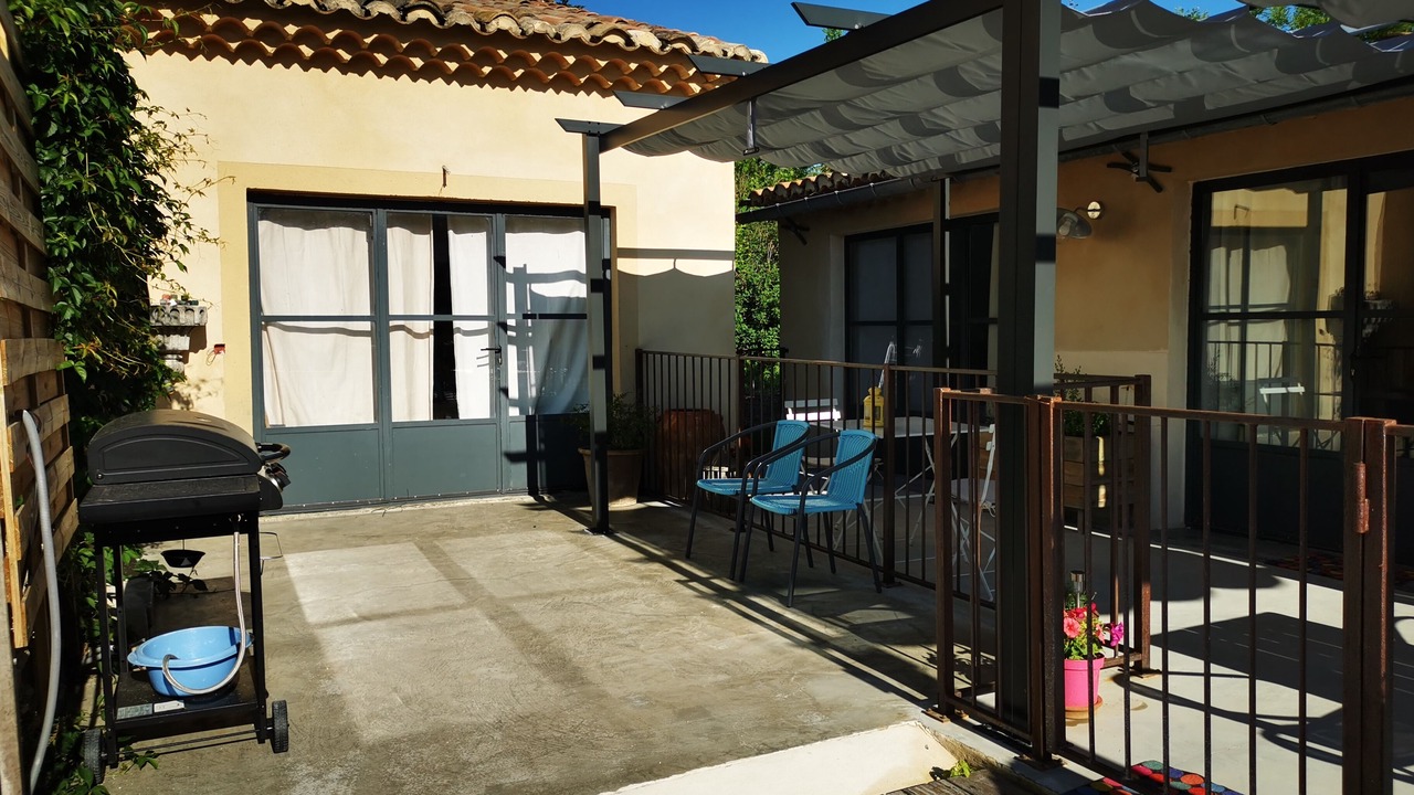 Photo of Patio Balcony in Mormoiron