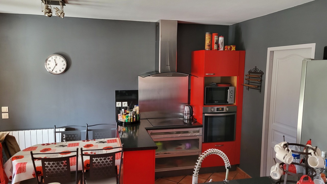 Photo of Kitchen in Malaucene