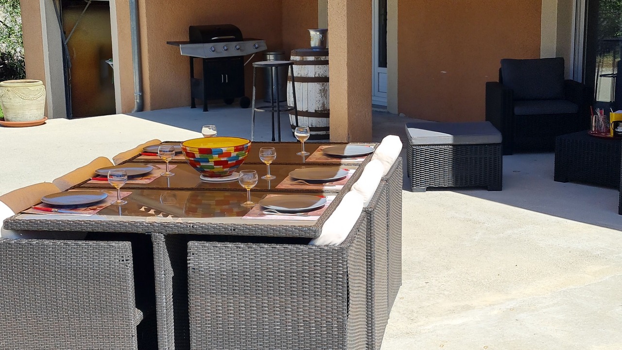 Photo of Outdoor in Malaucene