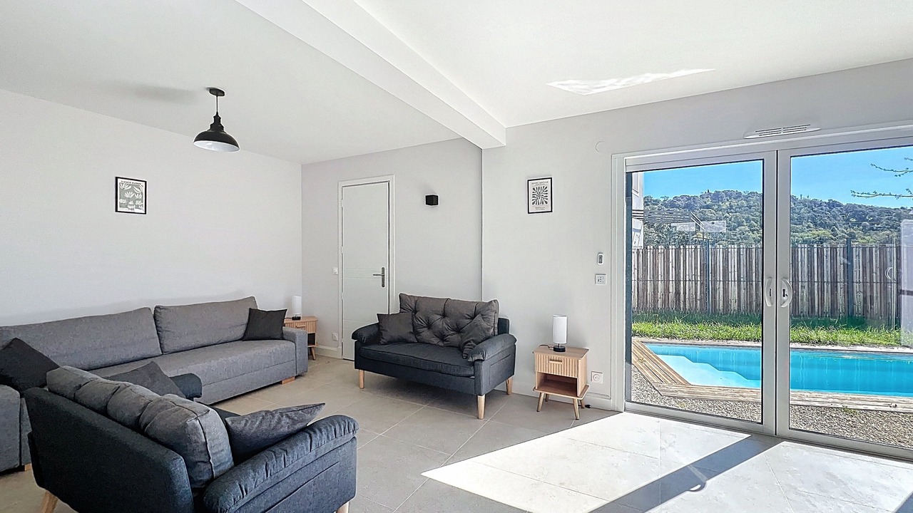 Photo of Livingroom in Pegomas