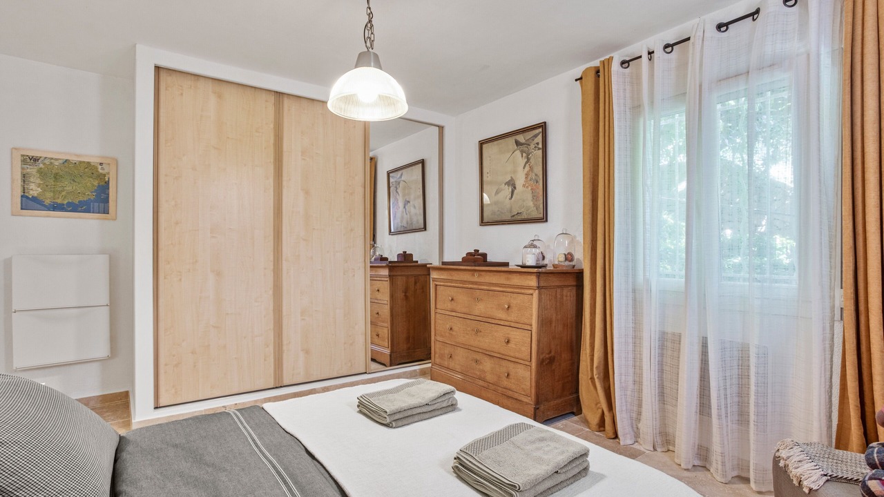 Photo of Bedroom in Taradeau