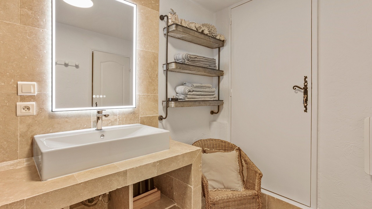 Photo of Bathroom in Taradeau