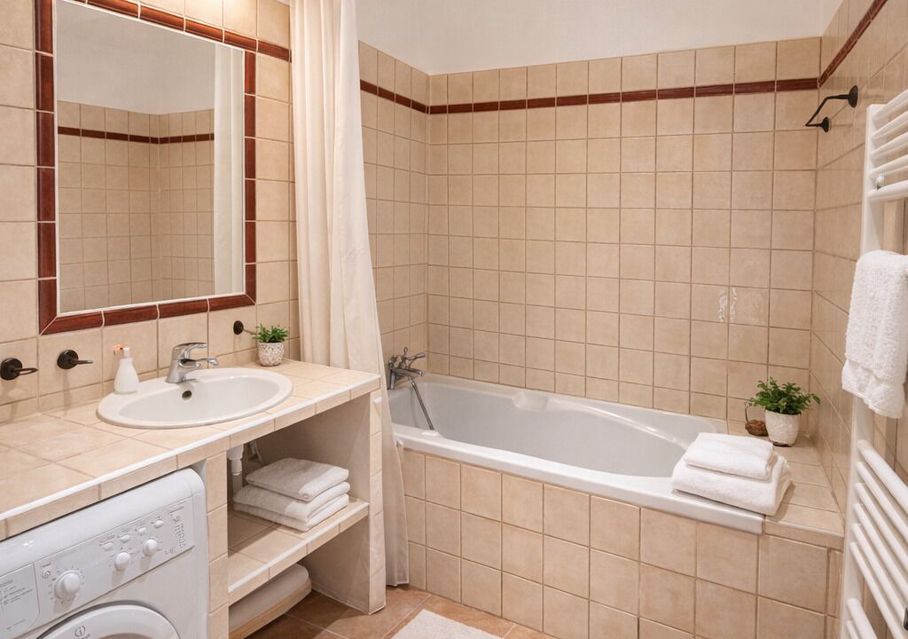 Photo of Bathroom in Saint-Trinit