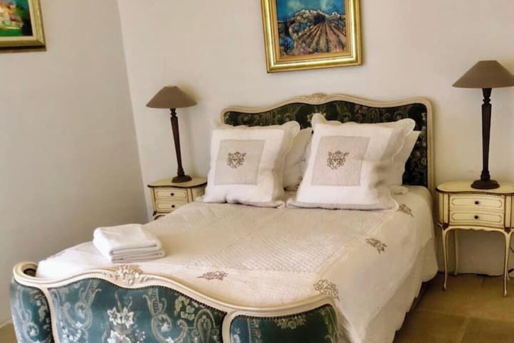 Photo of Bedroom in Tresques