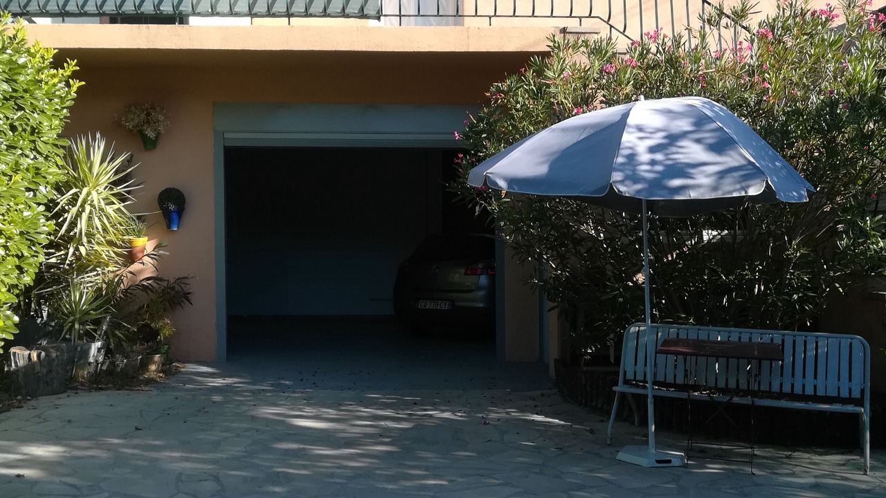 Photo of Outdoor in Meyrargues