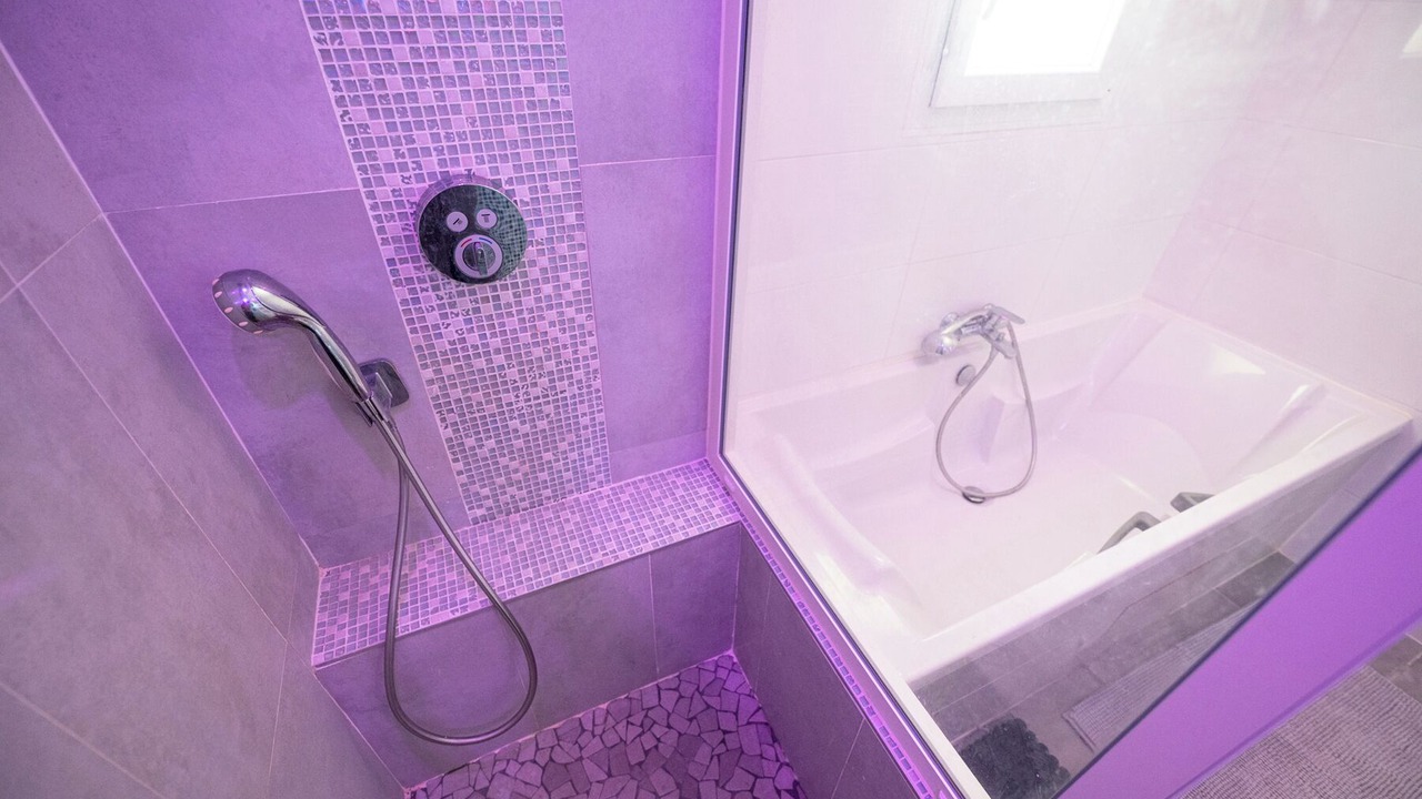 Photo of Bathroom in 14th Arrondissement