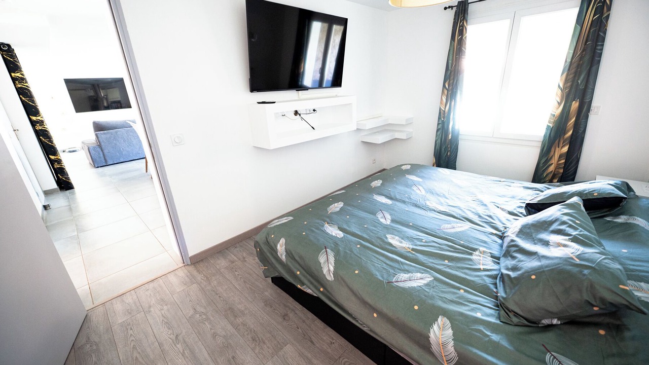 Photo of Bedroom in 14th Arrondissement