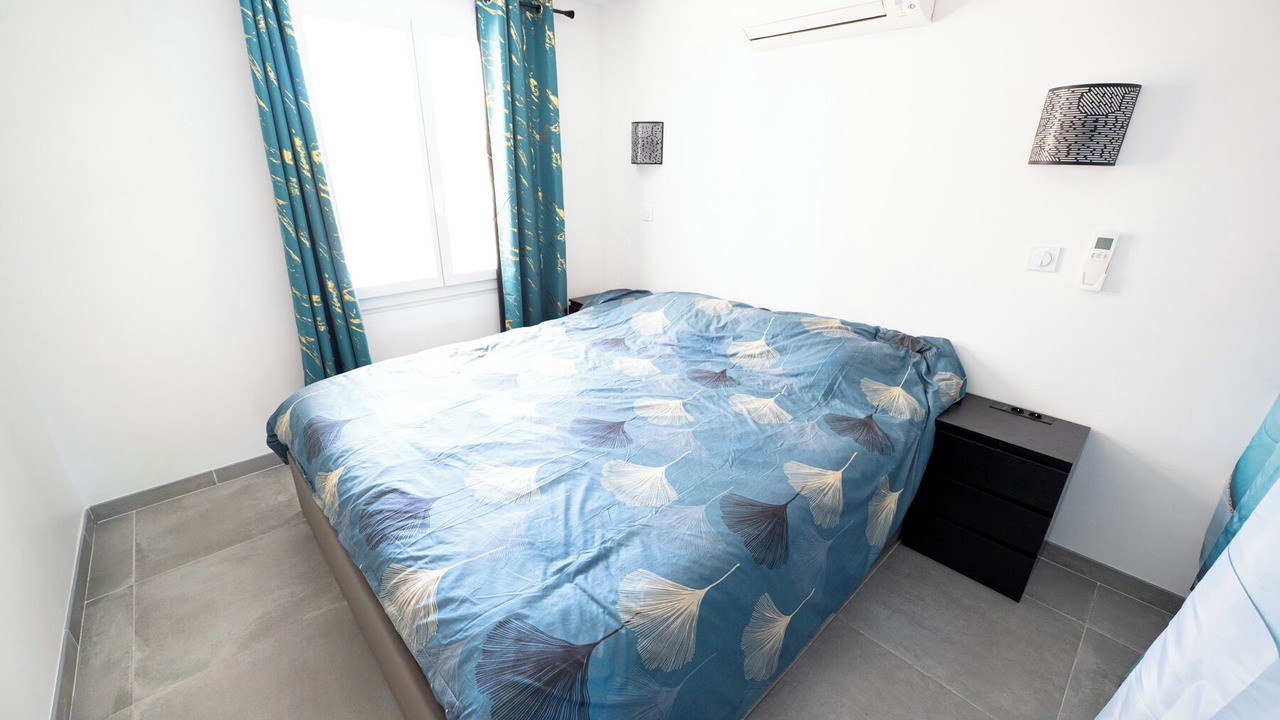 Photo of Bedroom in 14th Arrondissement