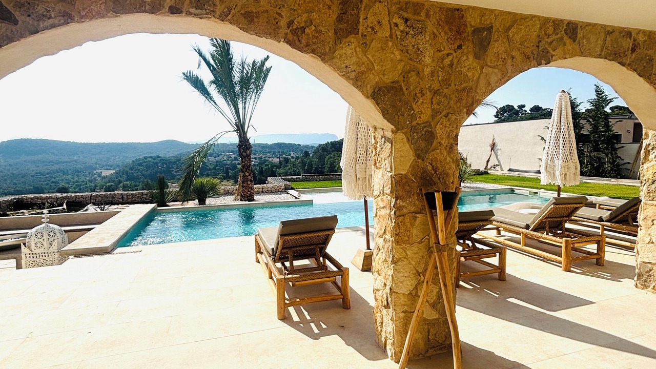 Photo of Outdoor in Venelles