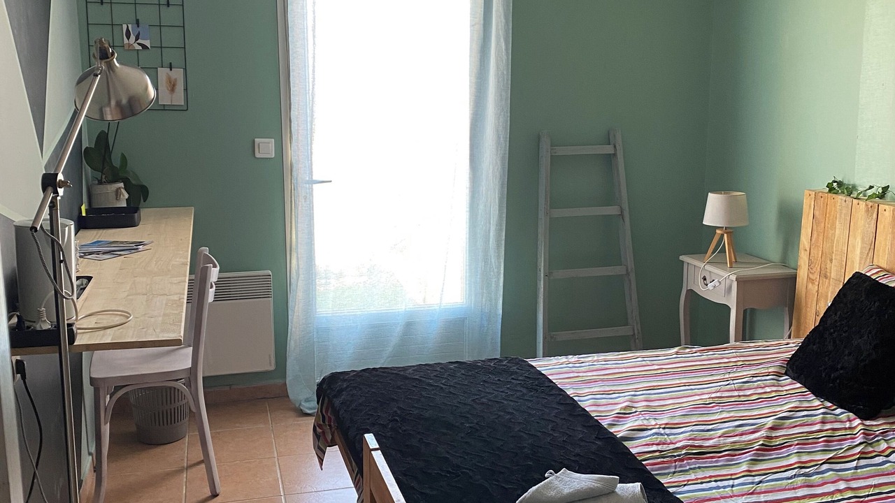 Photo of Bedroom in Saint-Chamas