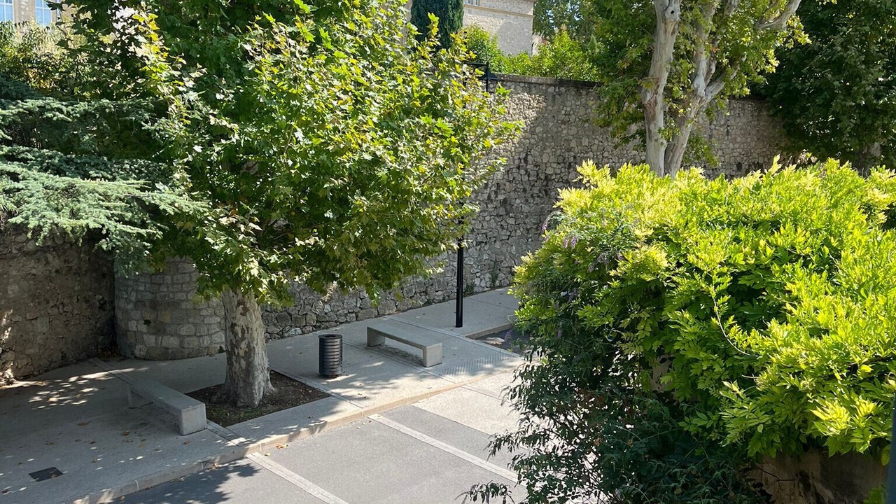 Photo of Outdoor in La Roque-d'Antheron