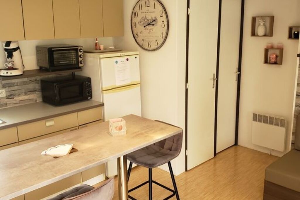 Photo of Kitchen in La Roque-d'Antheron
