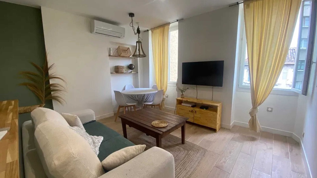 Photo of Livingroom in Les Cinq Avenues