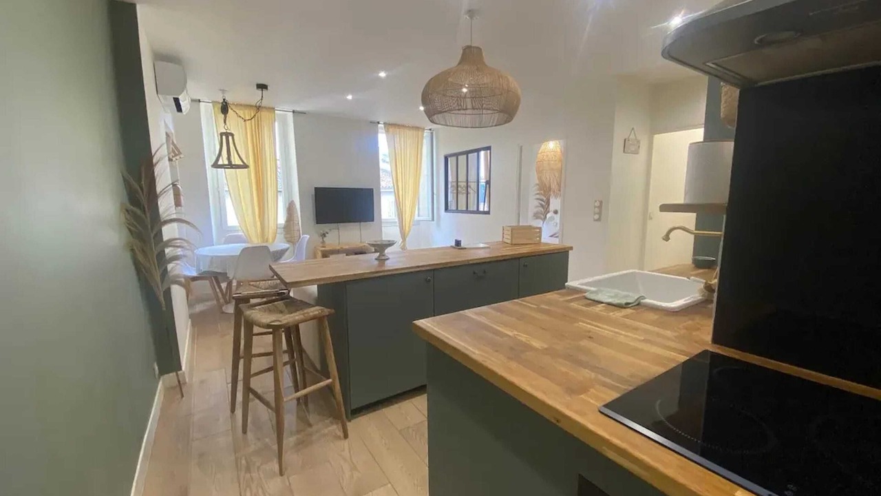 Photo of Kitchen in Les Cinq Avenues