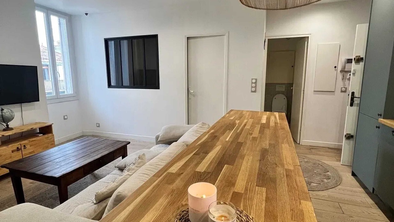Photo of Livingroom in Les Cinq Avenues